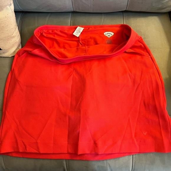 Callaway Dresses & Skirts - Never Worn Red Women’s Golf Skirt. Size L, stretchy and cute, built-in shorts!